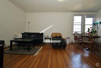 Building Photo - No Brokers Fee, No Security Deposit, Heat,...