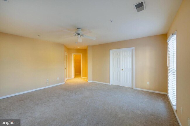 Building Photo - 303 Inspiration Ln