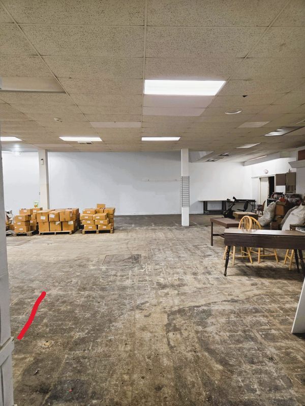 Building Photo - 65 E Bridge St