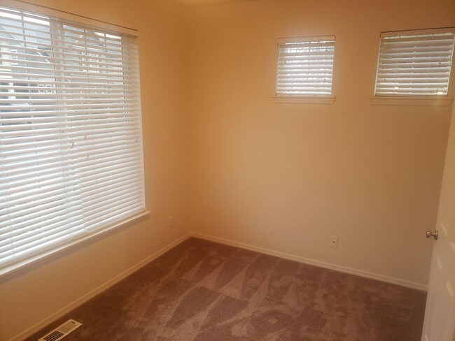 Building Photo - Great Beaverton Home!  rentalsc21.com