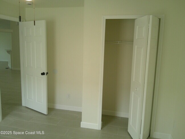 Building Photo - 4049 Wilkes Dr