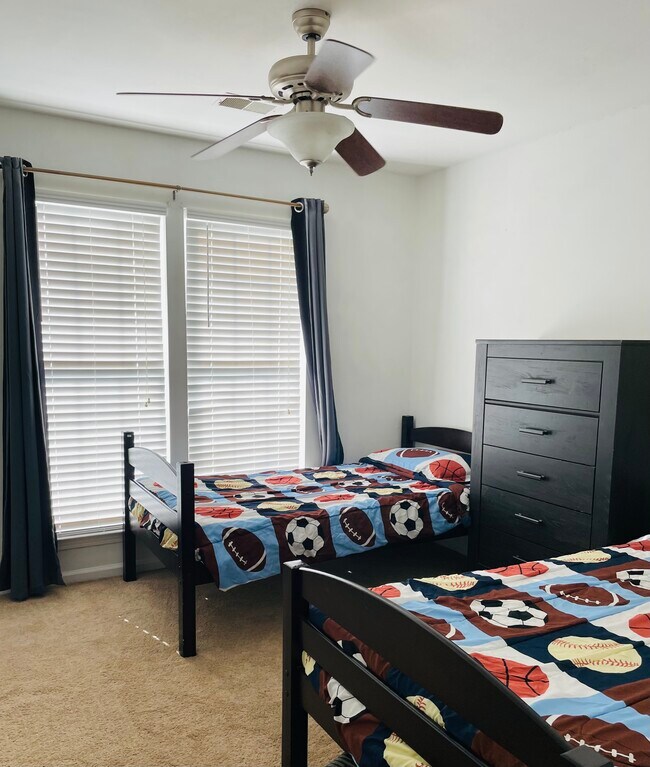 Building Photo - 205 Marcie Rush Ln