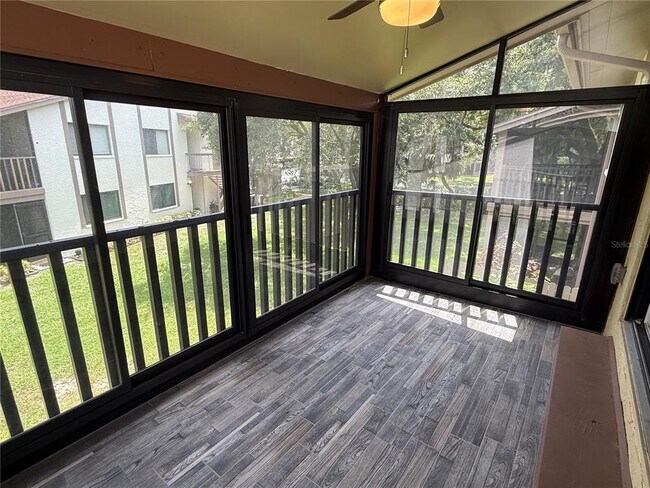 Building Photo - 514 Longfellow Ct