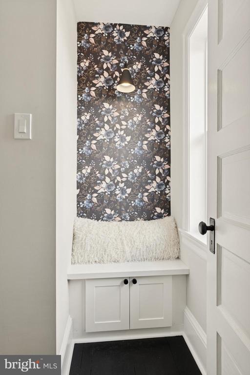 Building Photo - 2110 Bellemead Ave