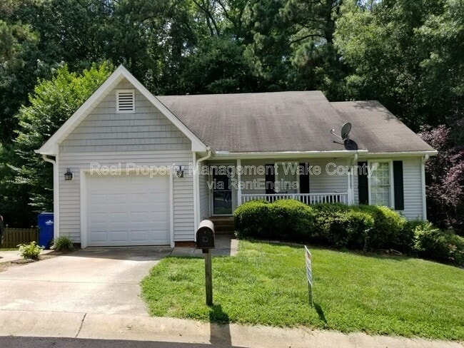 Primary Photo - 2120 Leadenhall Way