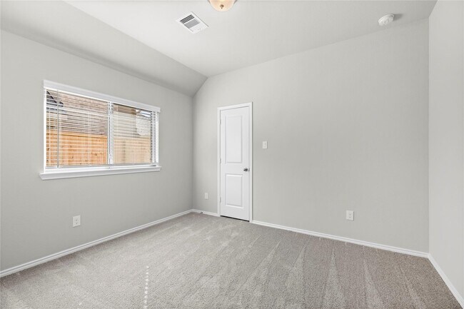 Building Photo - 415 Twilight Mdw Wy