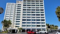 Building Photo - Annual UNfurnished Siesta Key Gulf front 2/2 condo with water views!