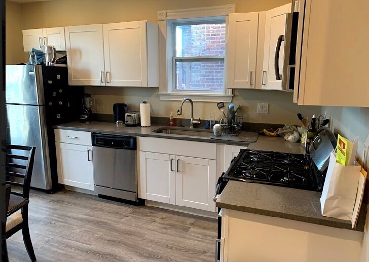 Building Photo - 174 Saint Alphonsus St