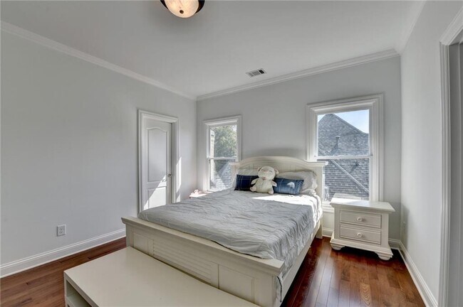 Building Photo - 8330 Royal Melbourne Way