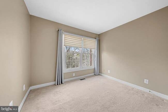 Building Photo - 4676 Kell Ln