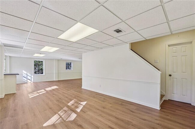 Building Photo - 5189 Hidden Branches Cir