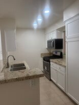 Building Photo - 1357 Armadale Ave