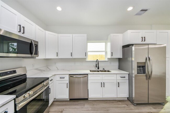 Building Photo - 7311 Wileyvale Rd