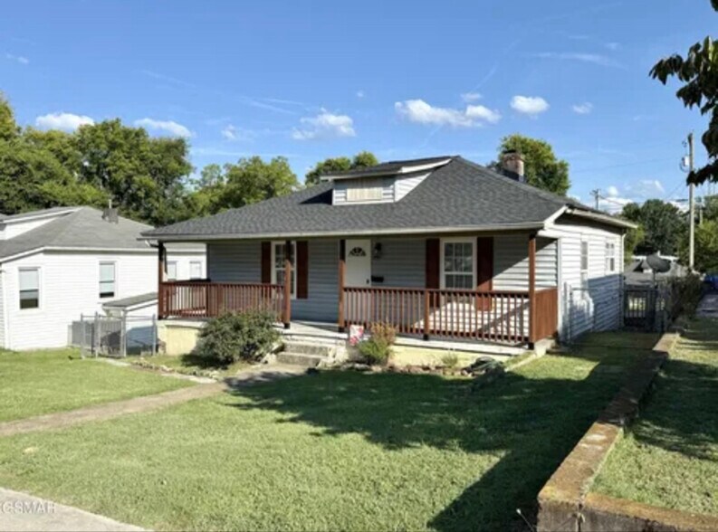 Primary Photo - 275 Glascock St