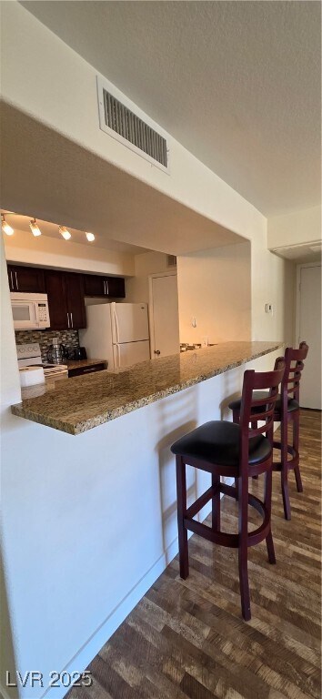 Building Photo - 2300 E Silverado Ranch Blvd