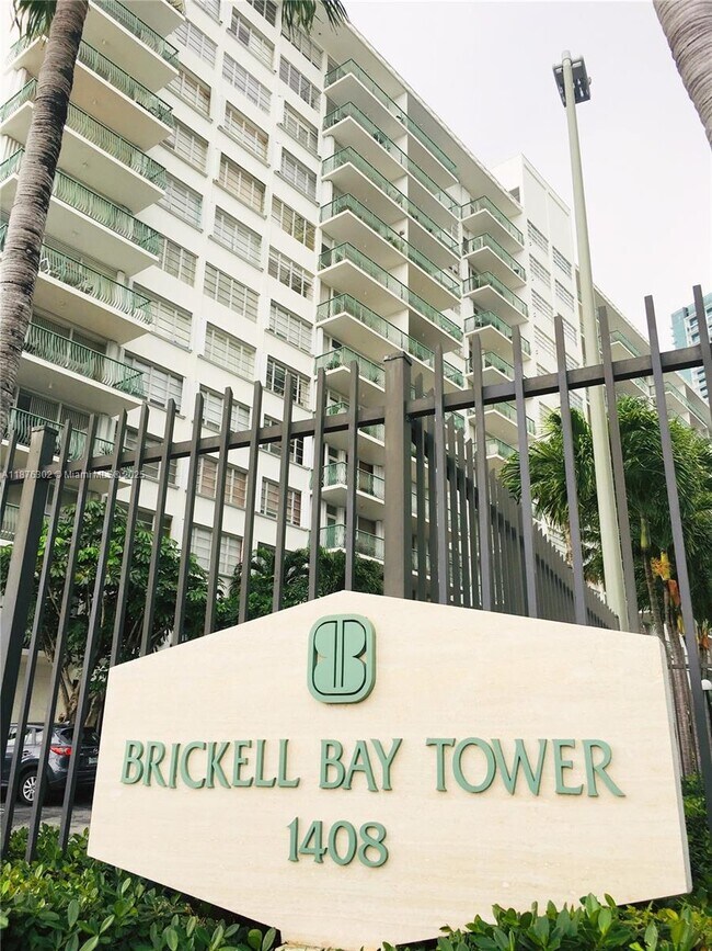 Building Photo - 1408 Brickell Bay Dr