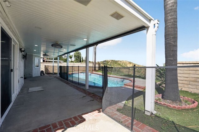 Building Photo - 28131 Florence Ln