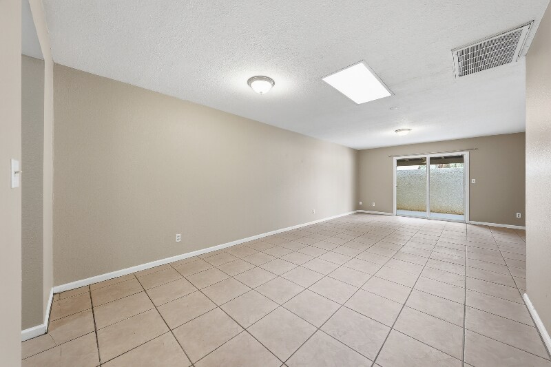 Building Photo - 4529 W McLellan Rd