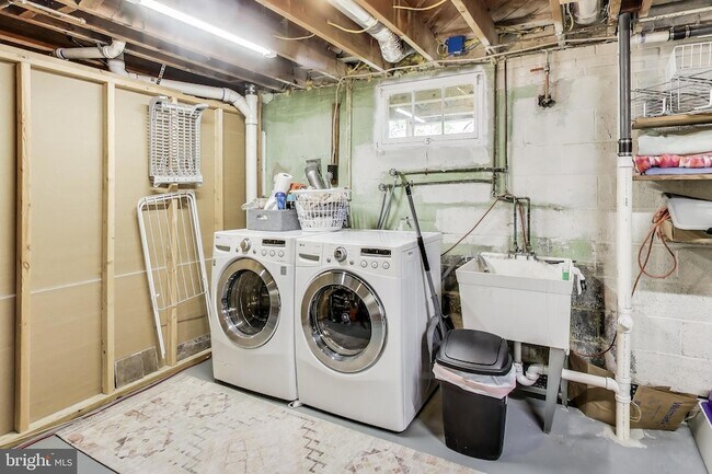 Building Photo - 3316 Harrell St