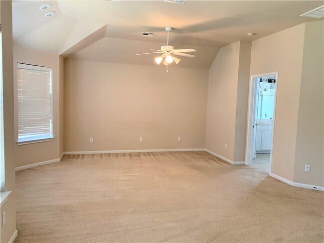 Building Photo - 1720 Chasewood Dr