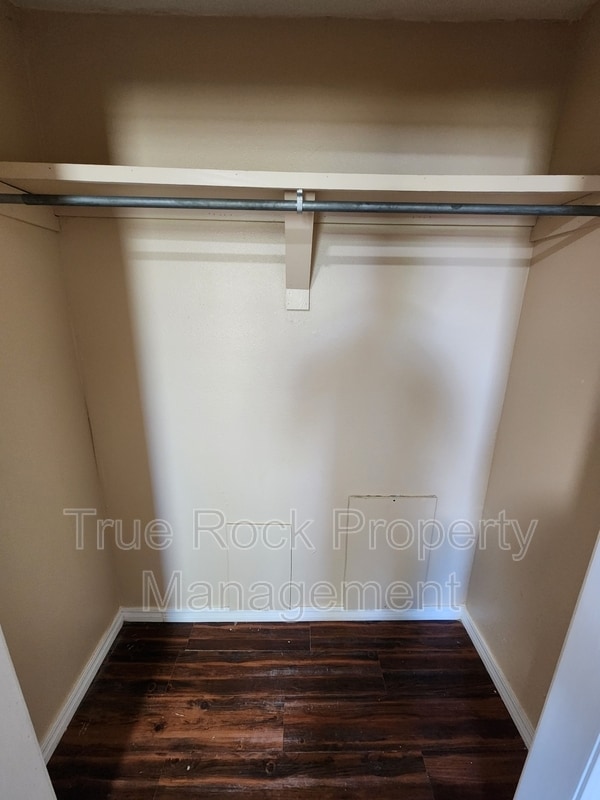 Building Photo - 15402 Co Rd 1501