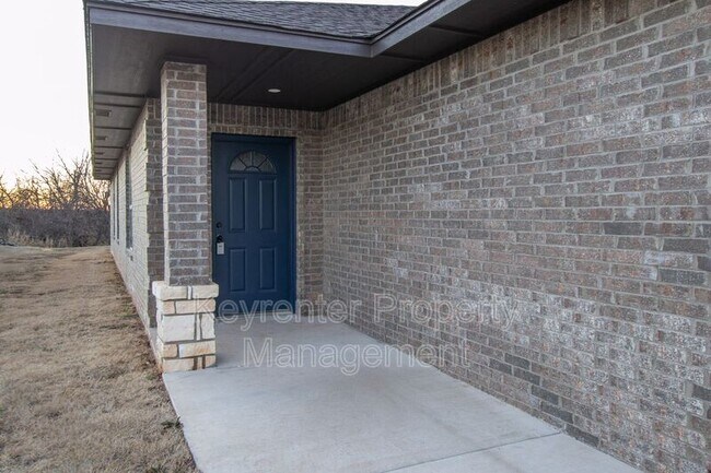 Building Photo - 1754 Eighty-Niner Ter
