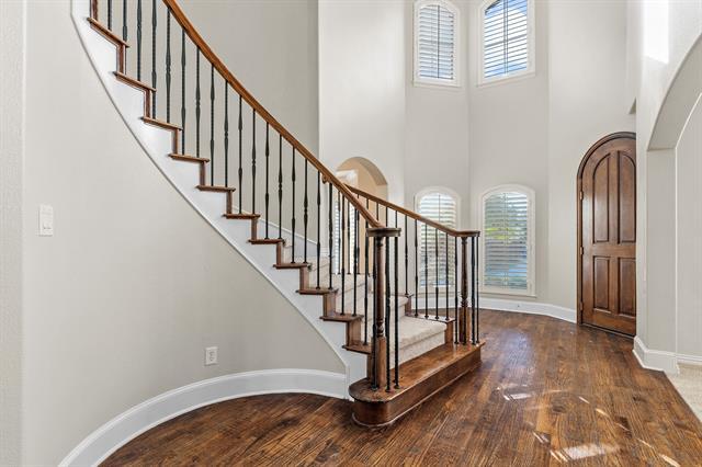 Building Photo - 4542 Carraway Dr