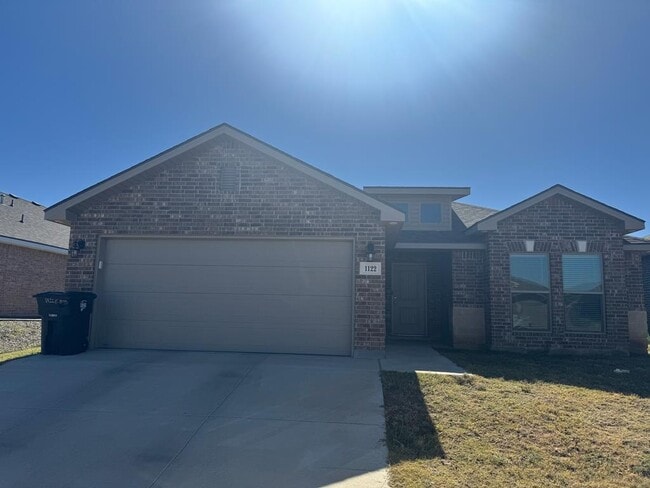 Primary Photo - 1122 E 89th St