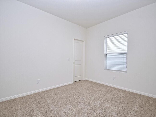 Building Photo - 19310 Caymus Dr