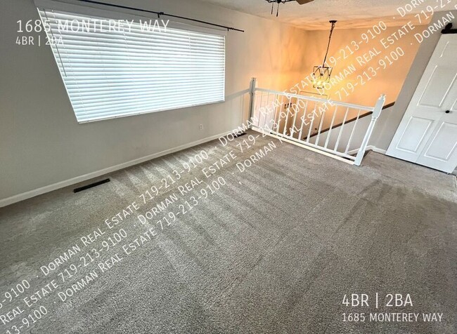 Building Photo - $500 OFF the first month of rent! Beautifu...