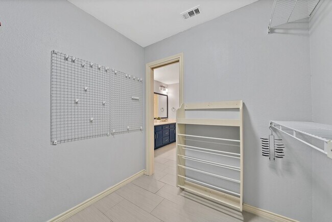 Building Photo - 2812 Whisperwood Trail