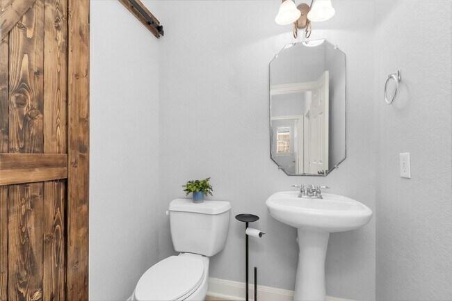 Building Photo - 30515 Mystic Canyon Dr