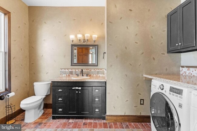 Building Photo - 6 McAllister Church Rd