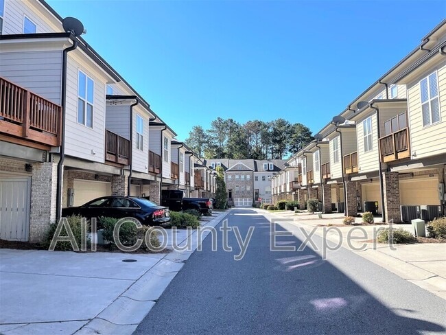 Building Photo - 113 Laurel Crst Aly