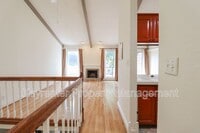 Building Photo - 1505 Riverside Dr