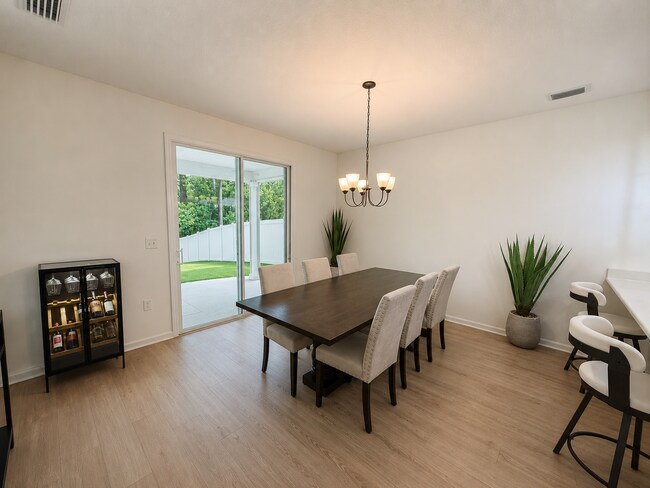 Building Photo - Spacious 5-Bedroom Home in Desirable Wells Creek