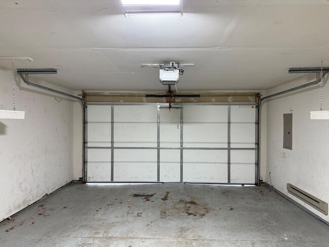 Building Photo - 5187 207th St N