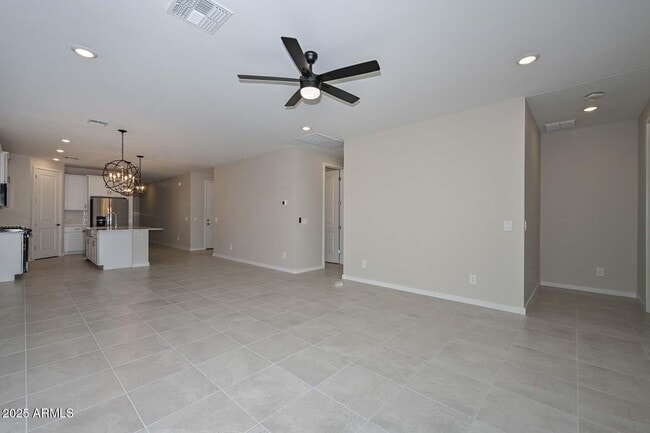 Building Photo - 17619 W Monroe St