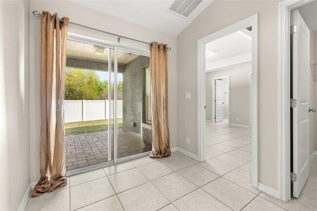 Building Photo - 284 Reese Ct