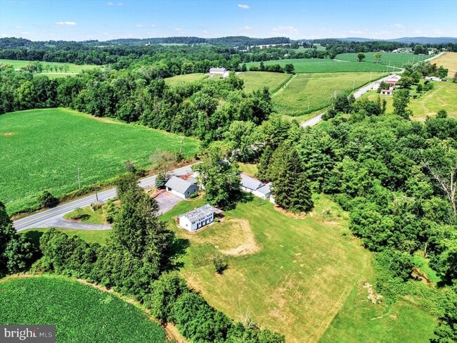 Building Photo - 4551 Colebrook Rd