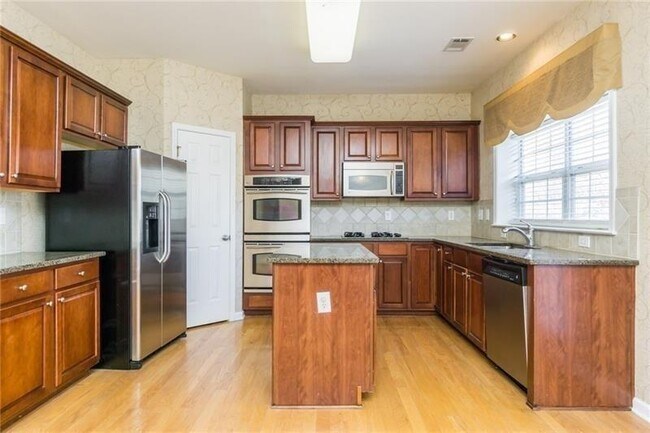 Building Photo - 4987 Rustic Canyon Dr
