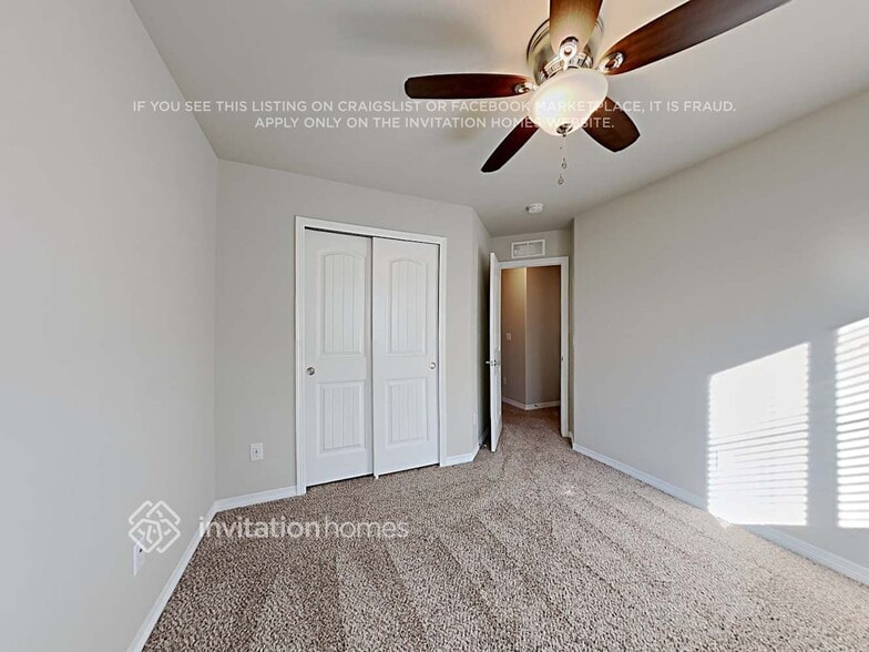 Building Photo - 10882 Aliso Dr