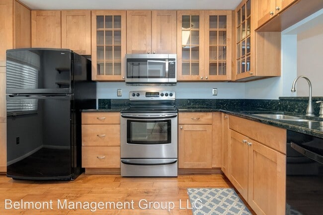 Building Photo - 2 br, 2.5 bath House - 136 Sandlewood Trail
