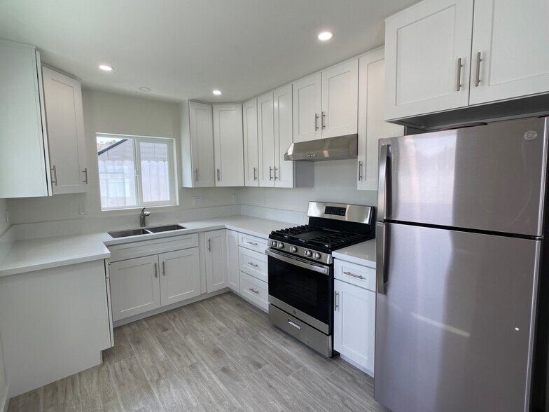 Primary Photo - 1623 N 6th St
