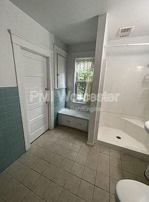 Building Photo - 46 Wachusett St