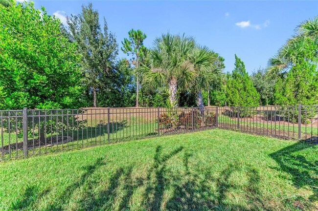 Building Photo - 17002 Hampton Falls Terrace