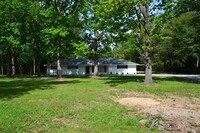 Building Photo - Zachary School District!  Rustic Country L...