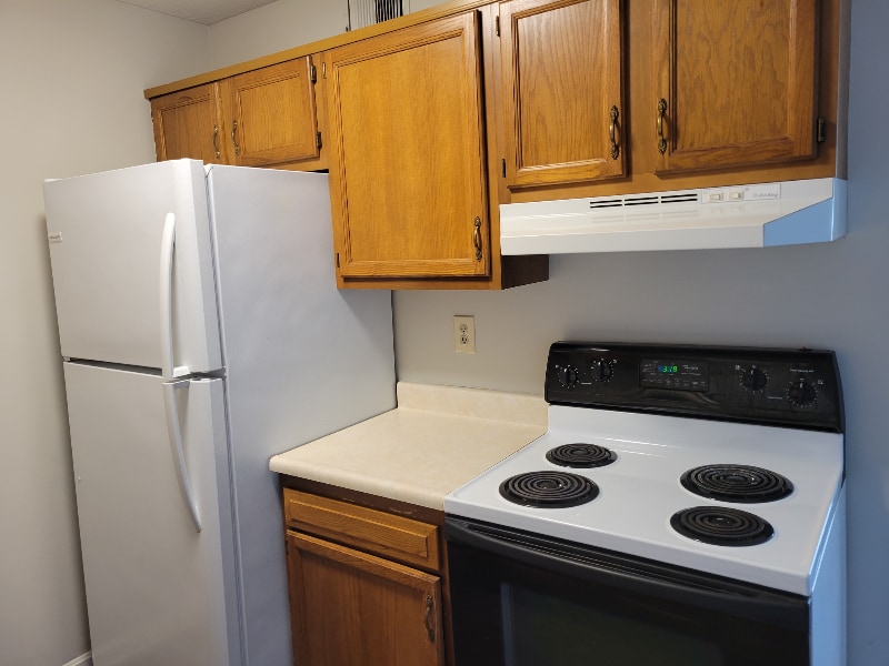 Building Photo - 6516 Six Mile Ln