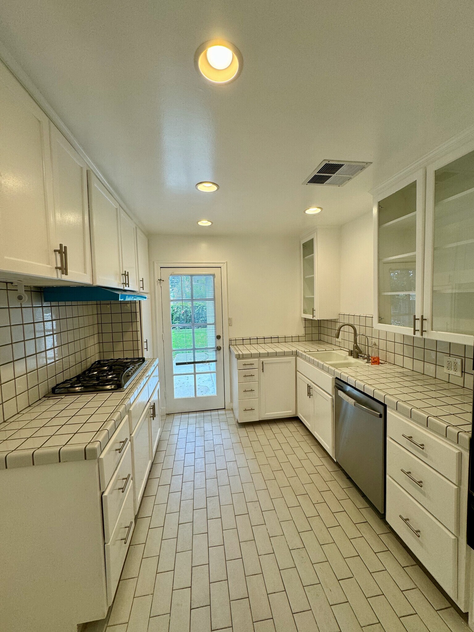 Building Photo - 18043 Martha St