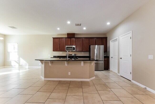 Building Photo - 1716 Hawksbill Ln